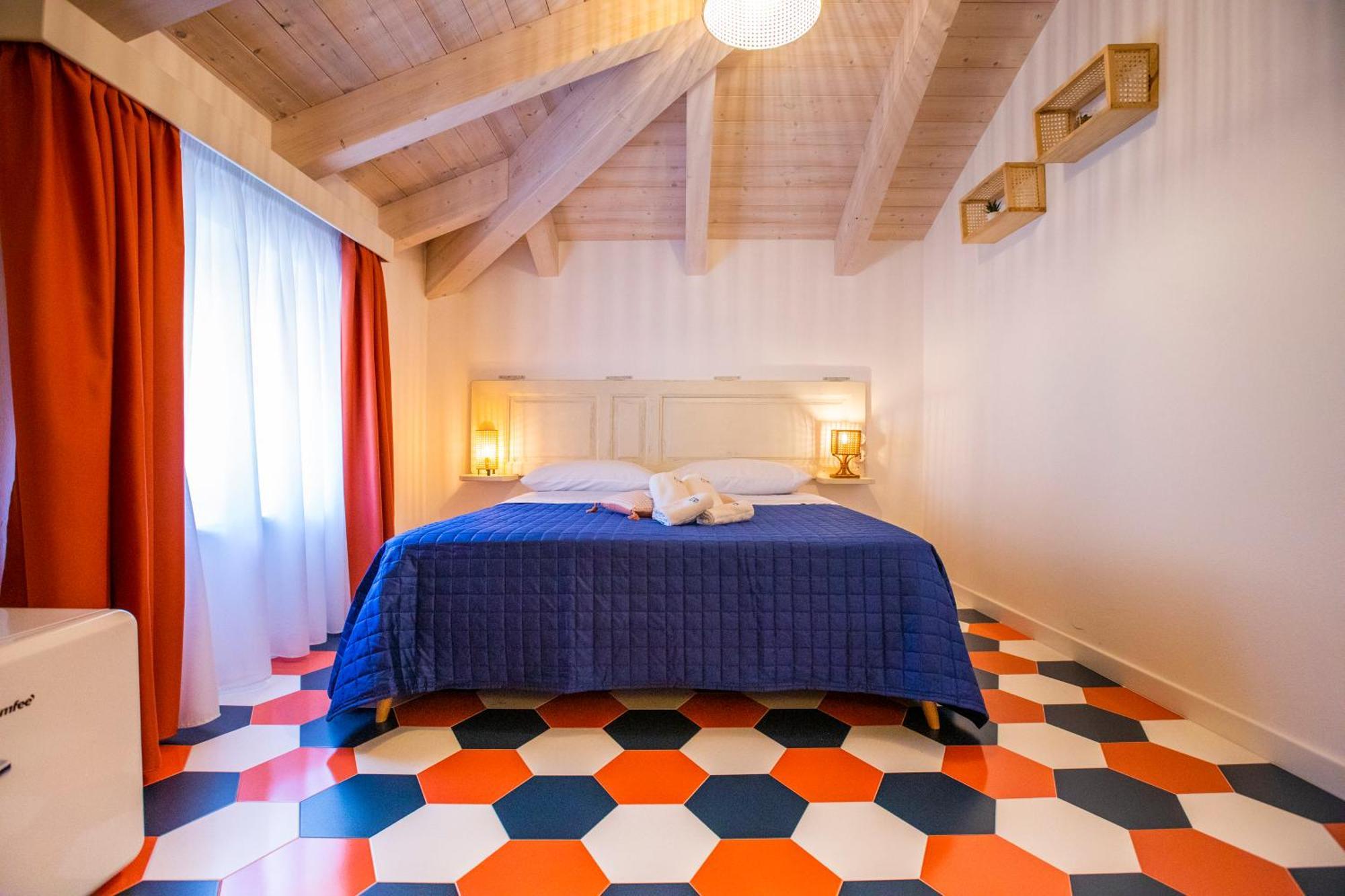 Suitetti Camere&Relax サン・ニコーラ・アルチェッラ 部屋 写真