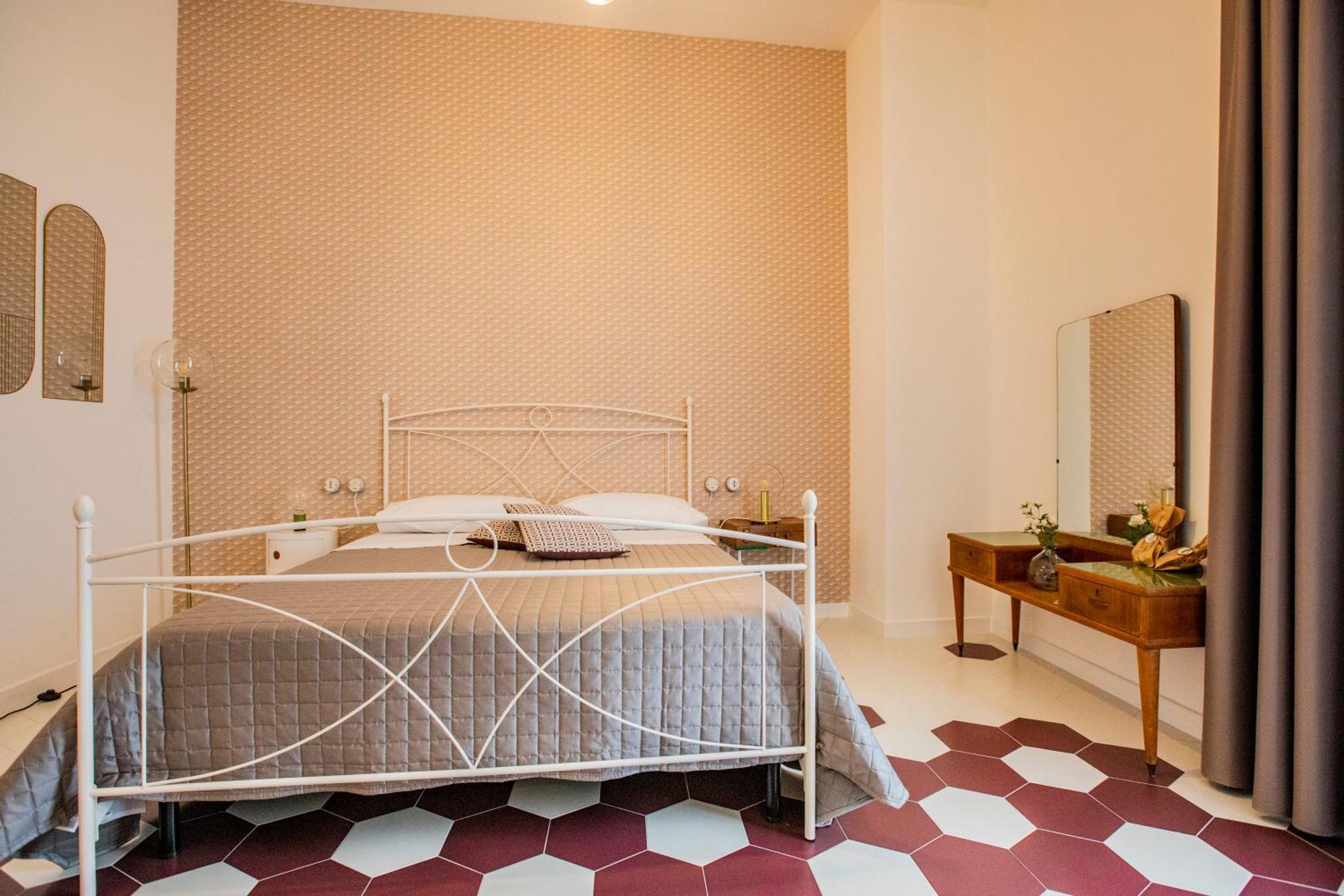 Suitetti Camere&Relax サン・ニコーラ・アルチェッラ 部屋 写真